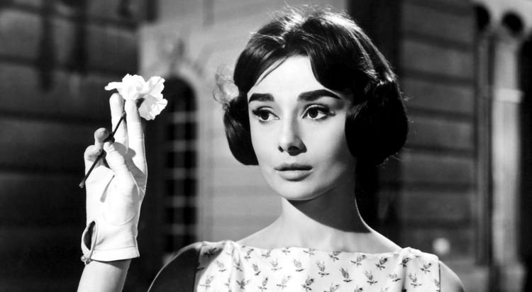 Audrey Hepburn love in the afternoon